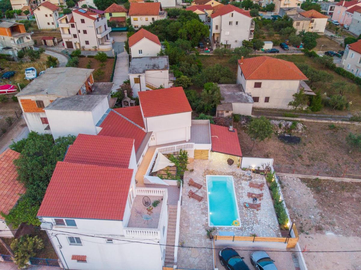 Apartments Barbara Tribalj Esterno foto